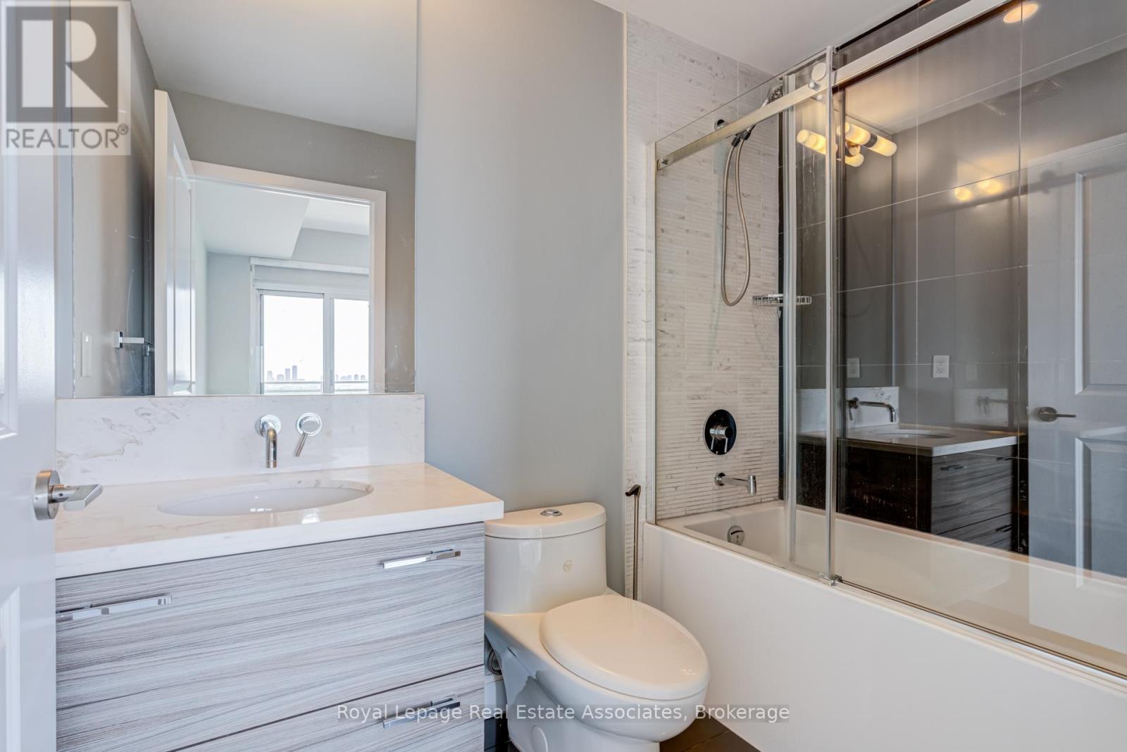 2303 - 33 Shore Breeze Drive, Toronto, Ontario  M8V 1A1 - Photo 11 - W13299336