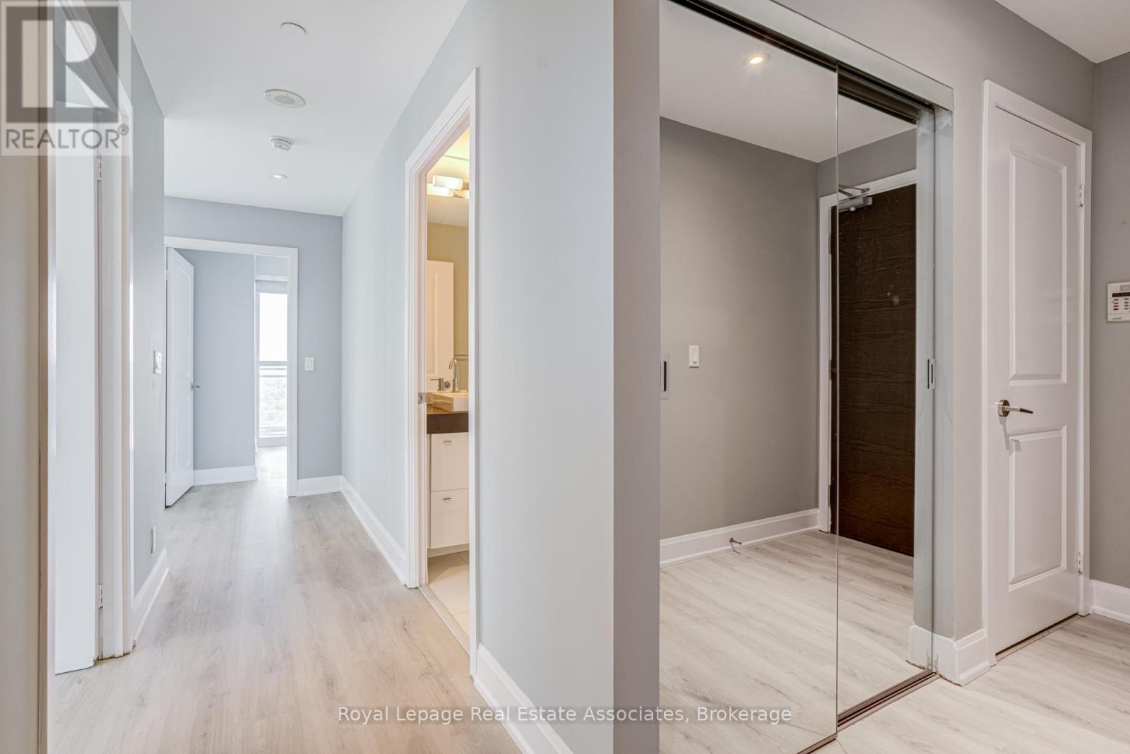 2303 - 33 Shore Breeze Drive, Toronto, Ontario  M8V 1A1 - Photo 5 - W13299336
