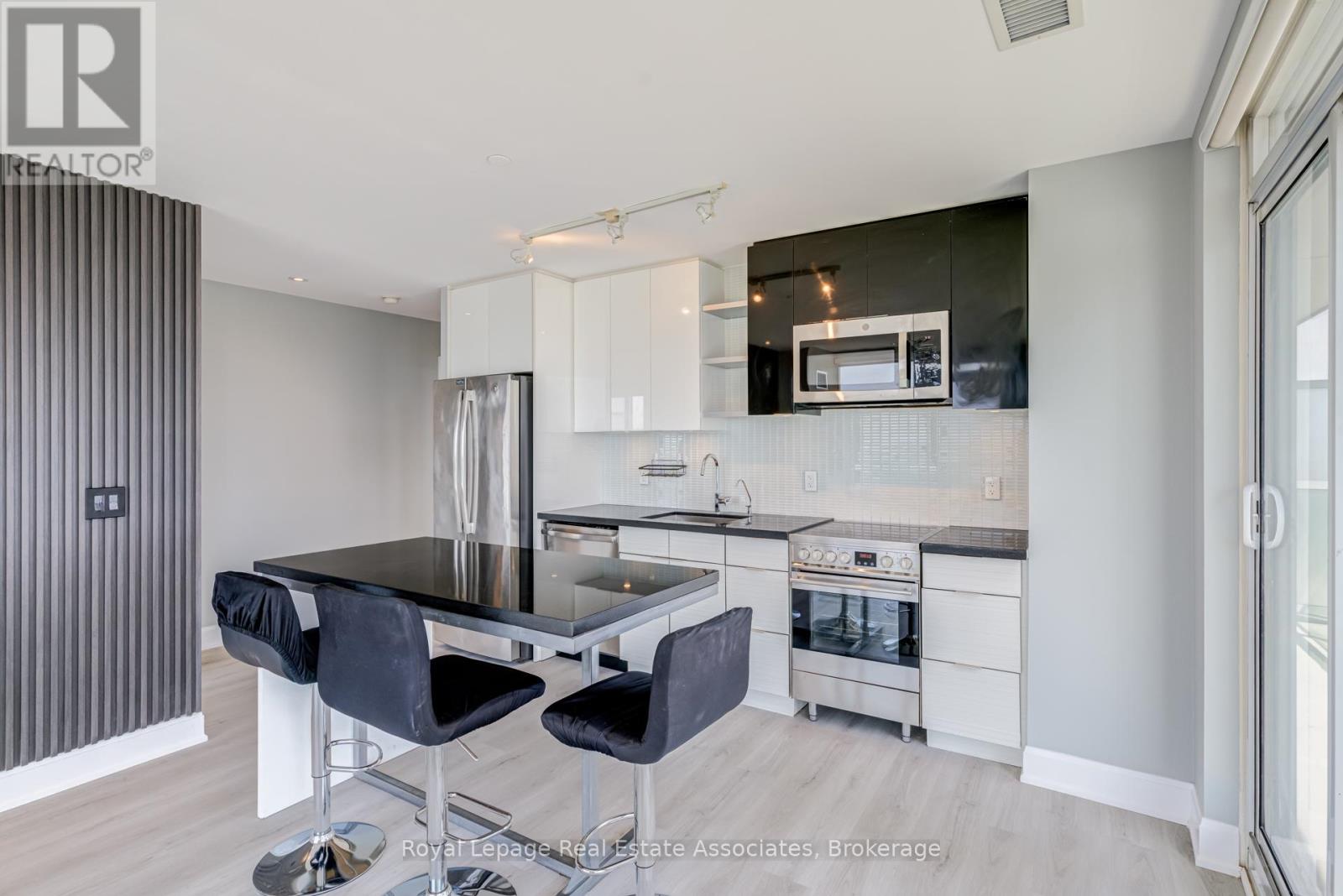 2303 - 33 Shore Breeze Drive, Toronto, Ontario  M8V 1A1 - Photo 7 - W13299336
