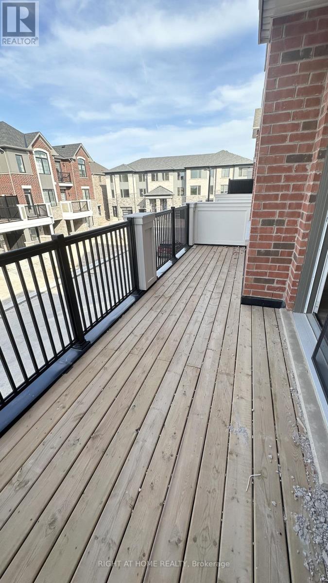8 Walcott Crescent, Brampton, Ontario  L7A 4B3 - Photo 10 - W13302752