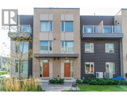 33 - 22 APPLEWOOD LANE, Toronto, Ontario