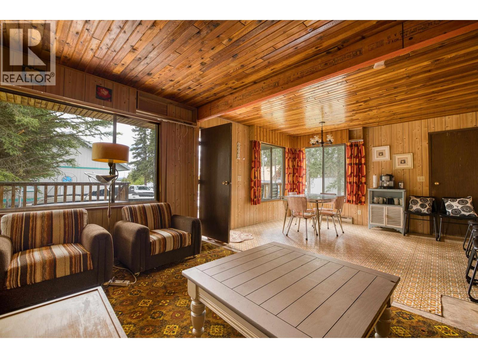 7607 North Point Road, 100 Mile House, British Columbia  V0K 1X1 - Photo 27 - R3131505