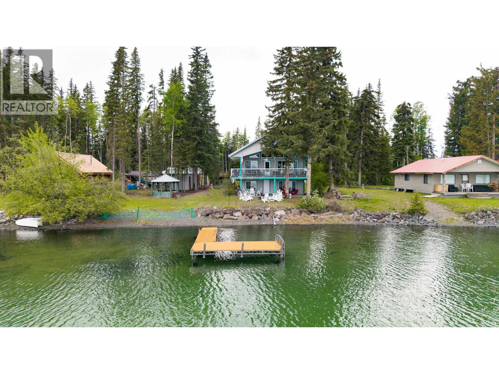 7607 North Point Road, 100 Mile House, British Columbia  V0K 1X1 - Photo 1 - R3131505