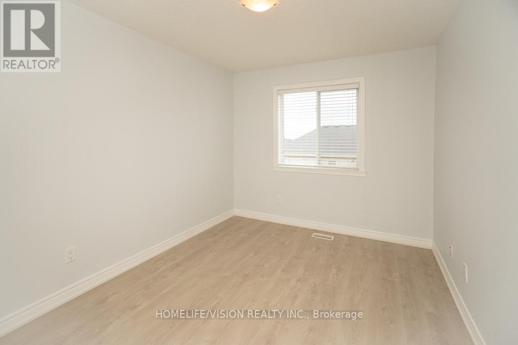Upper Level - 98 Highgate Drive, Hamilton, Ontario  L8J 2W9 - Photo 10 - X13298446