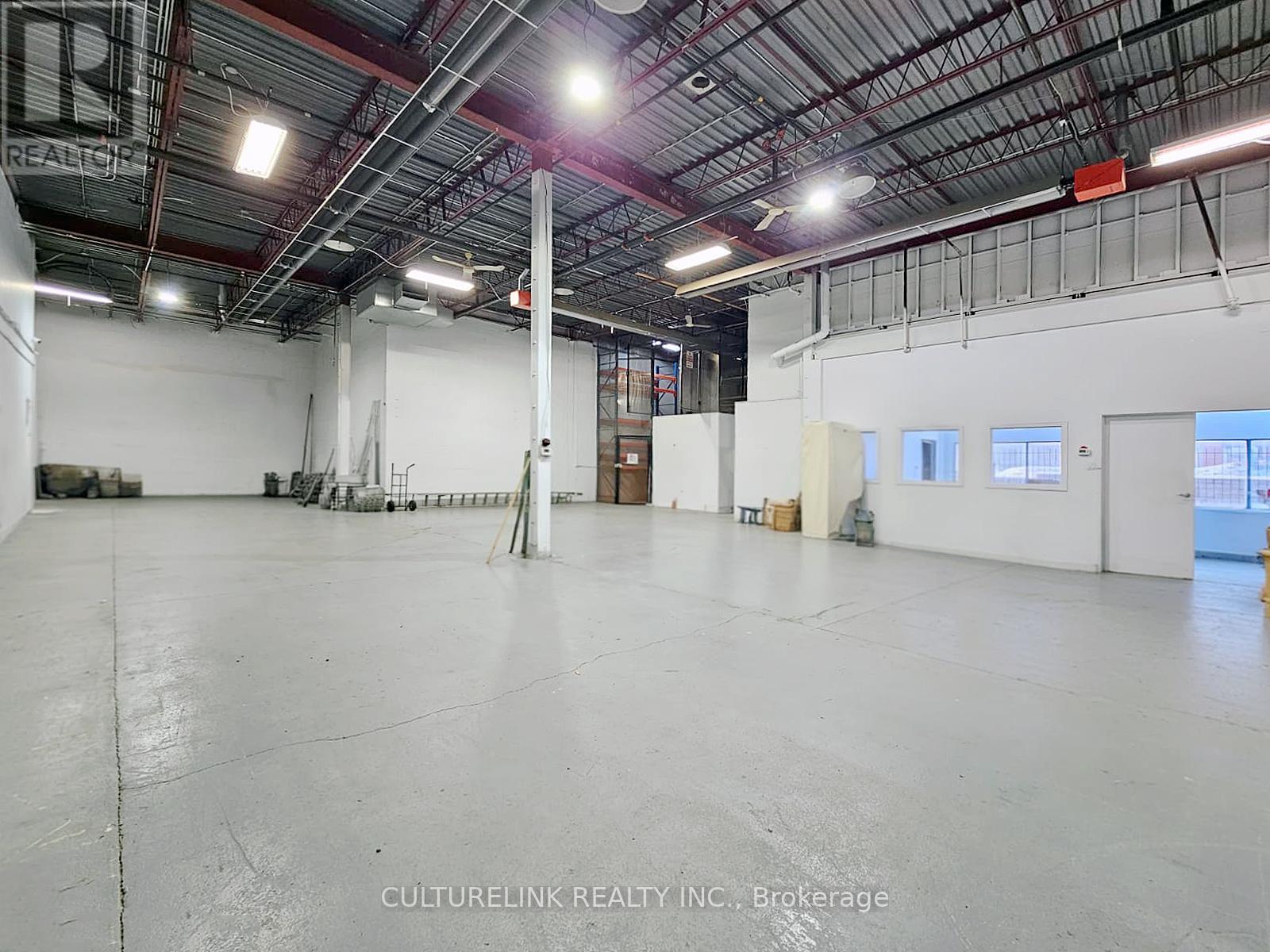31 & 32 - 501 Passmore Avenue, Toronto, Ontario  M1V 5G4 - Photo 4 - E13124694