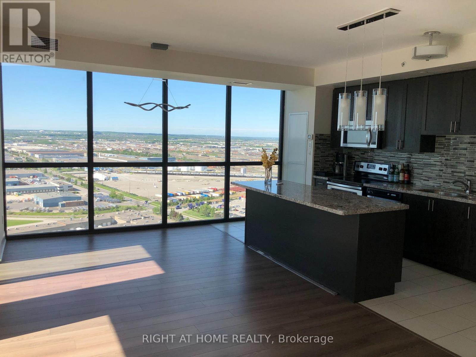 2606 - 2900 Highway 7 Road, Vaughan, Ontario  L4K 0G3 - Photo 6 - N13247562