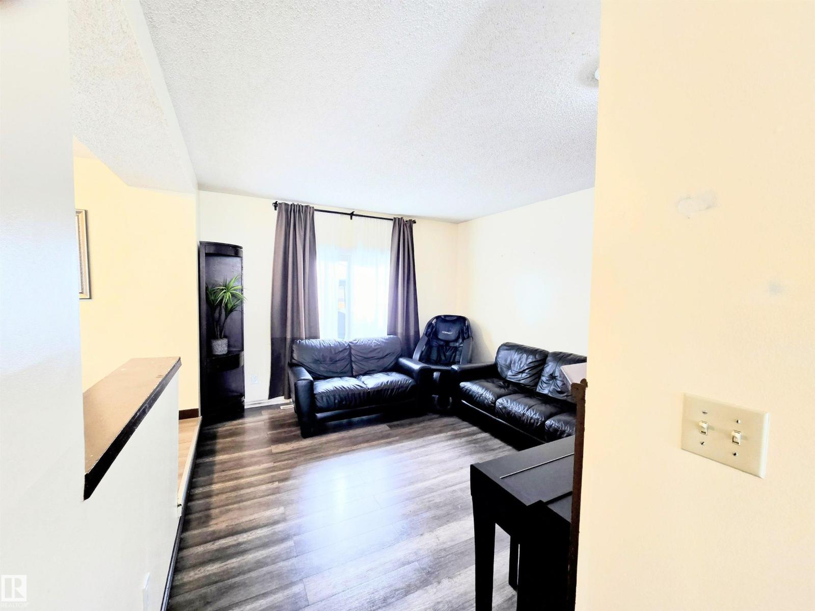#2 4403 Riverbend Rd Nw, Edmonton, Alberta T6H 5S9 - Photo 7 - E4476563