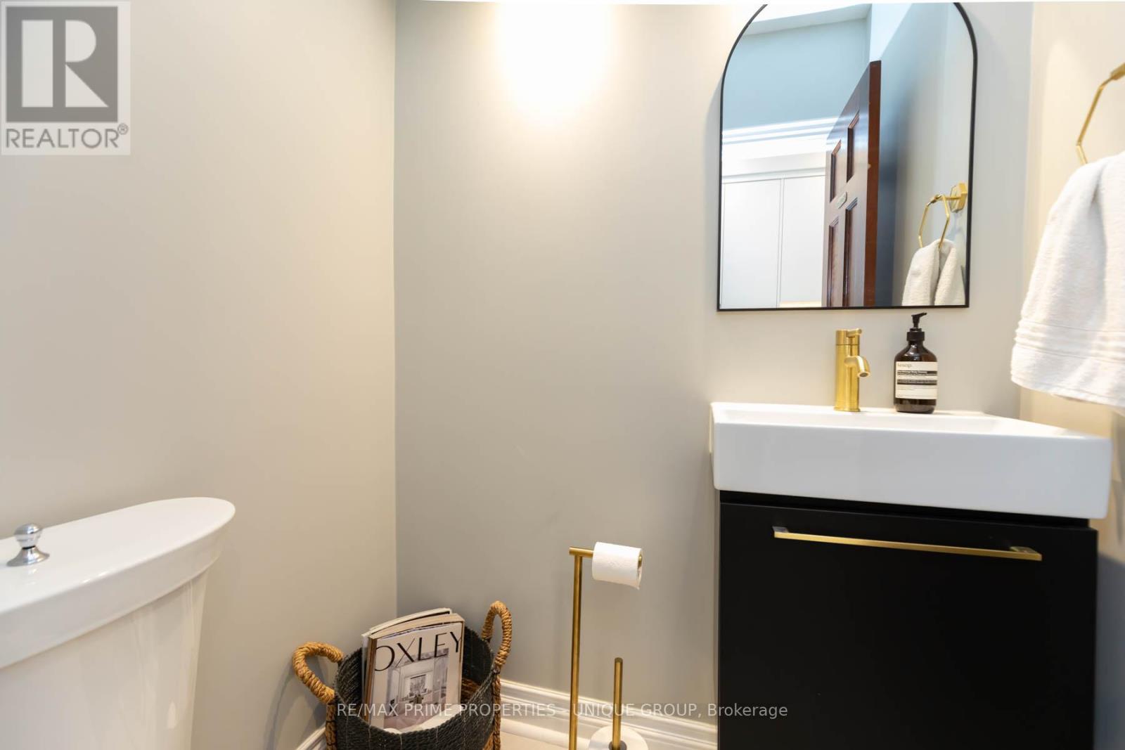 51 Spruce Street, Toronto, Ontario  M5A 2H8 - Photo 18 - C13308298