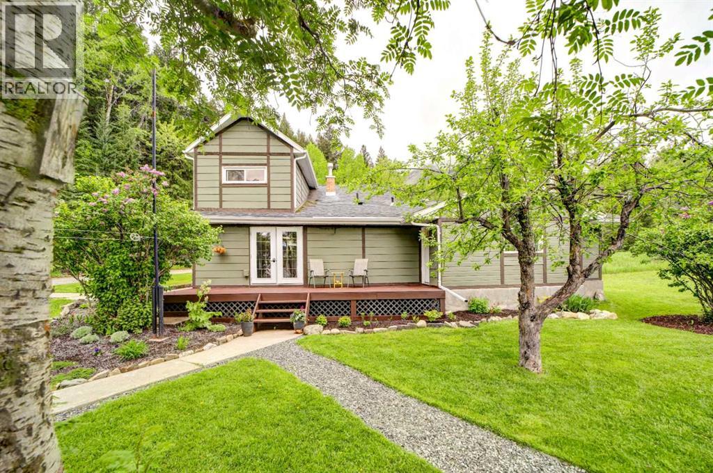 22925 4 Avenue, Hillcrest, Alberta