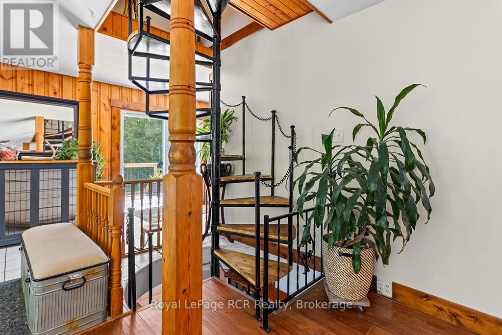 558156 4 Concession N, Owen Sound, Ontario  N4K 5W4 - Photo 12 - X13307224