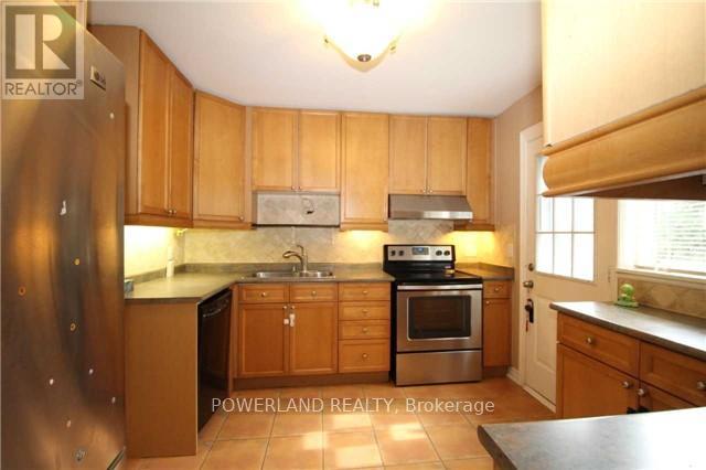 306 Osiris Drive, Richmond Hill, Ontario  L4C 2P5 - Photo 6 - N13305092