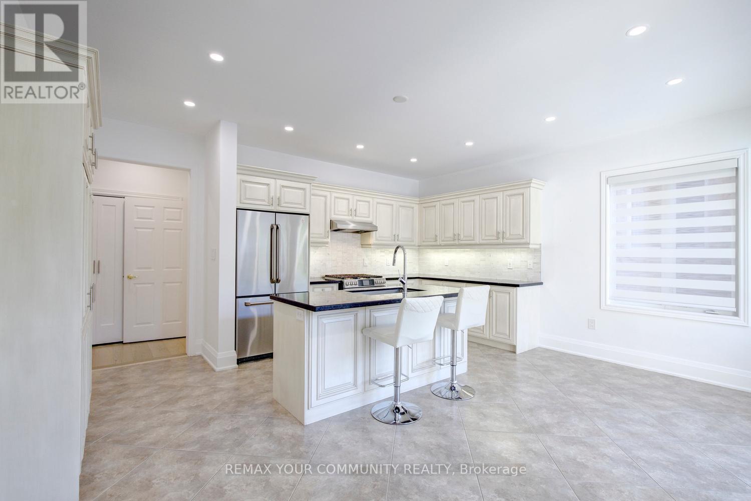 16 Muret Crescent, Vaughan, Ontario  L6A 4S4 - Photo 18 - N13306374