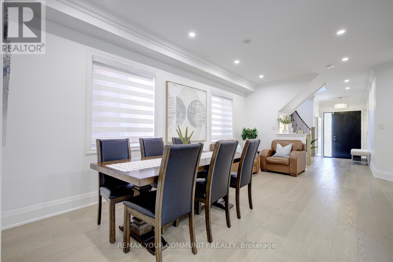 16 Muret Crescent, Vaughan, Ontario  L6A 4S4 - Photo 9 - N13306374