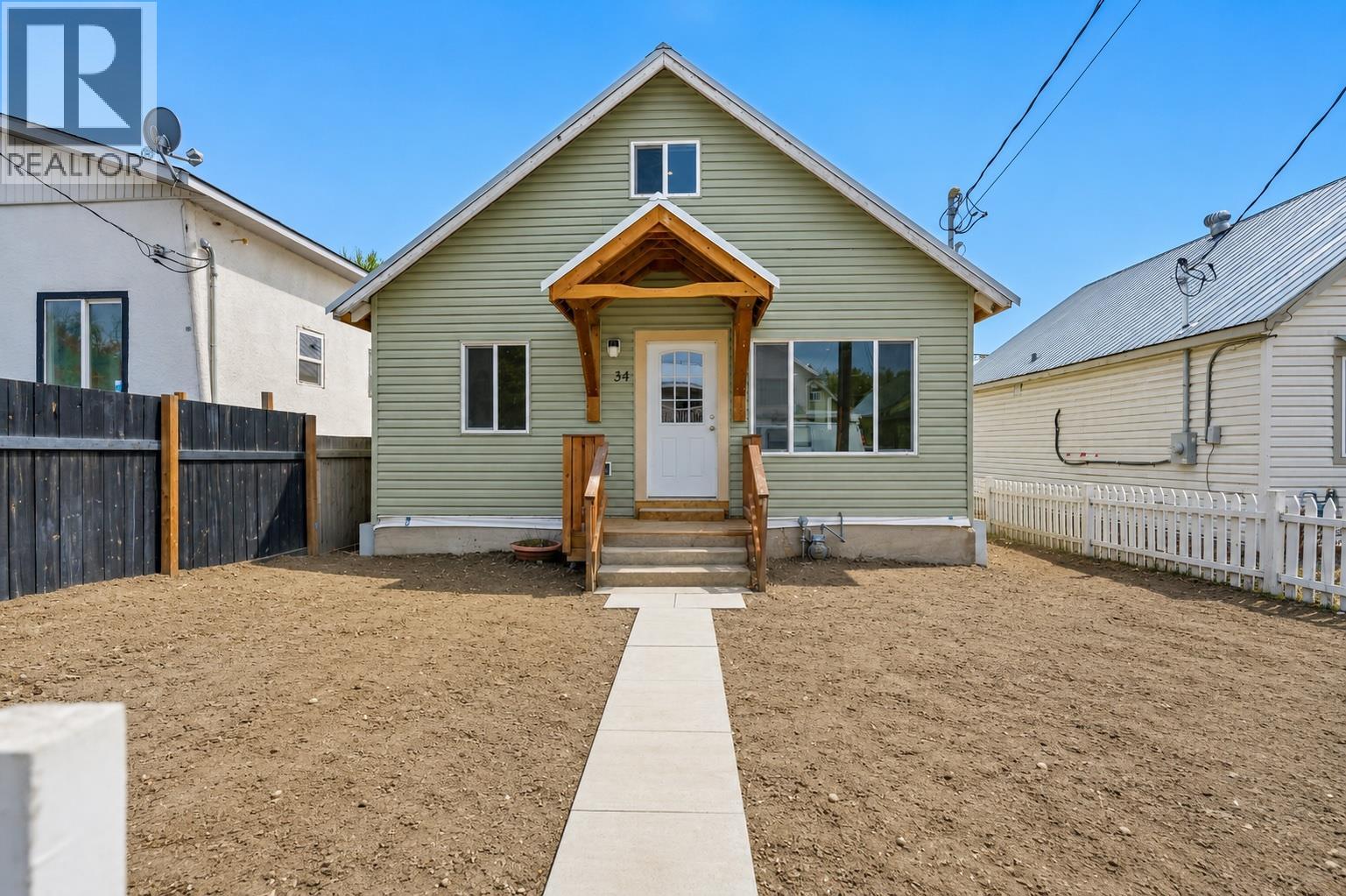 34 Fenchurch Avenue, Princeton, British Columbia  V0X 1W0 - Photo 1 - 10376298