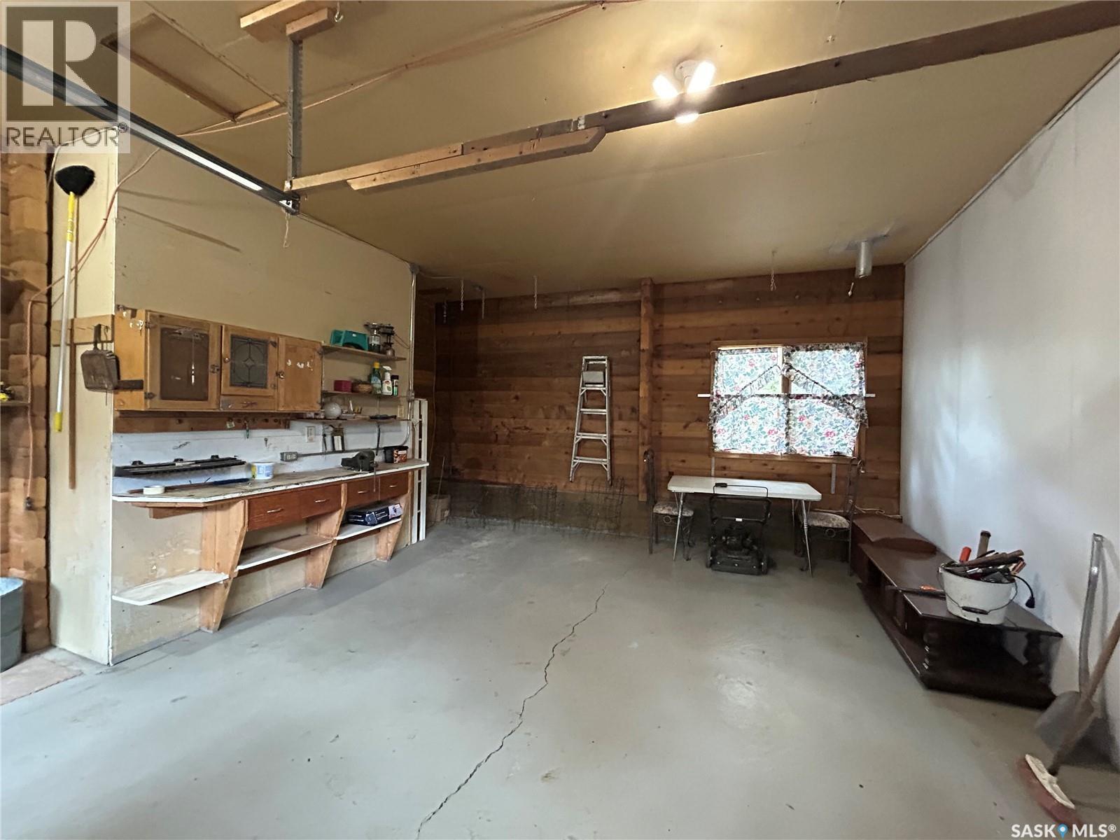 221 1st Street W, Coronach, Saskatchewan  S0H 0Z0 - Photo 13 - SK038334