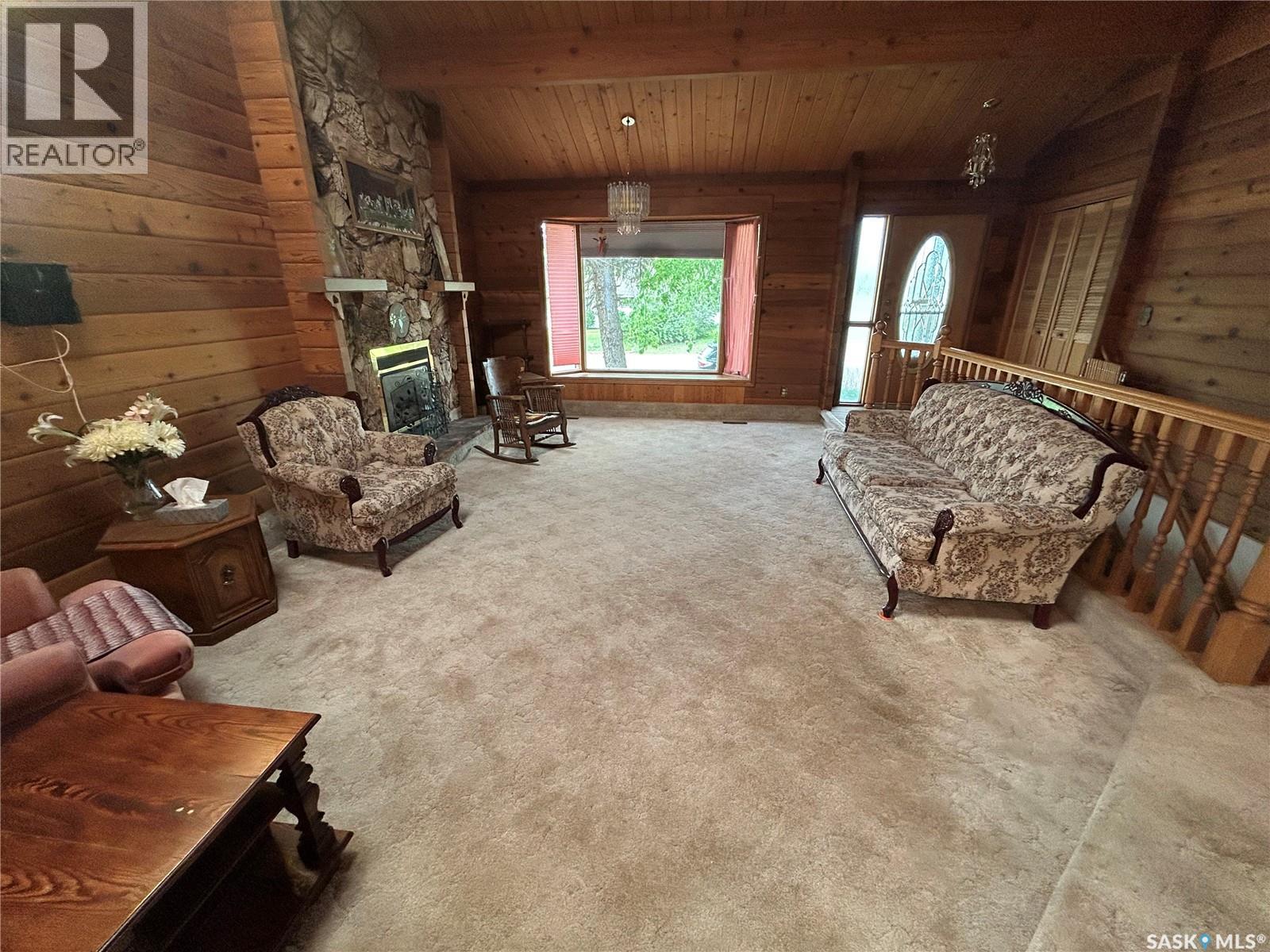 221 1st Street W, Coronach, Saskatchewan  S0H 0Z0 - Photo 16 - SK038334