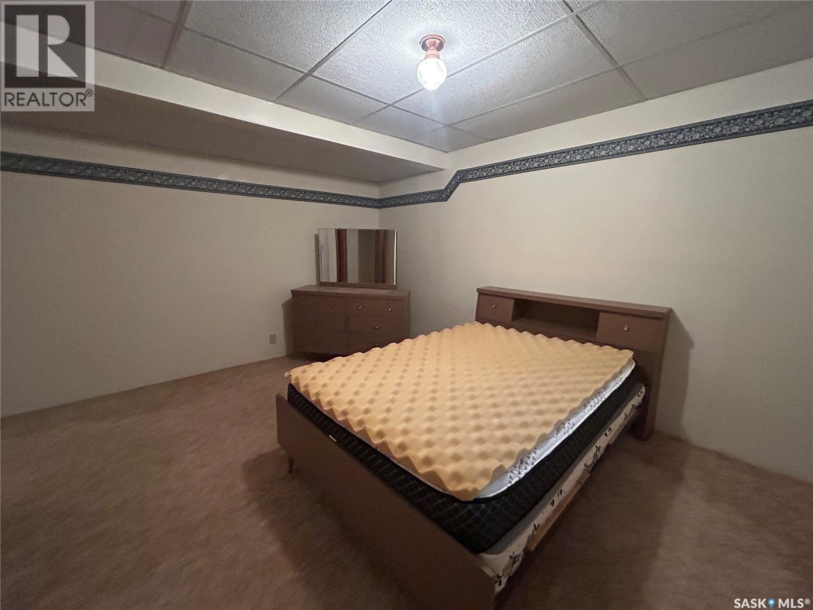 221 1st Street W, Coronach, Saskatchewan  S0H 0Z0 - Photo 38 - SK038334