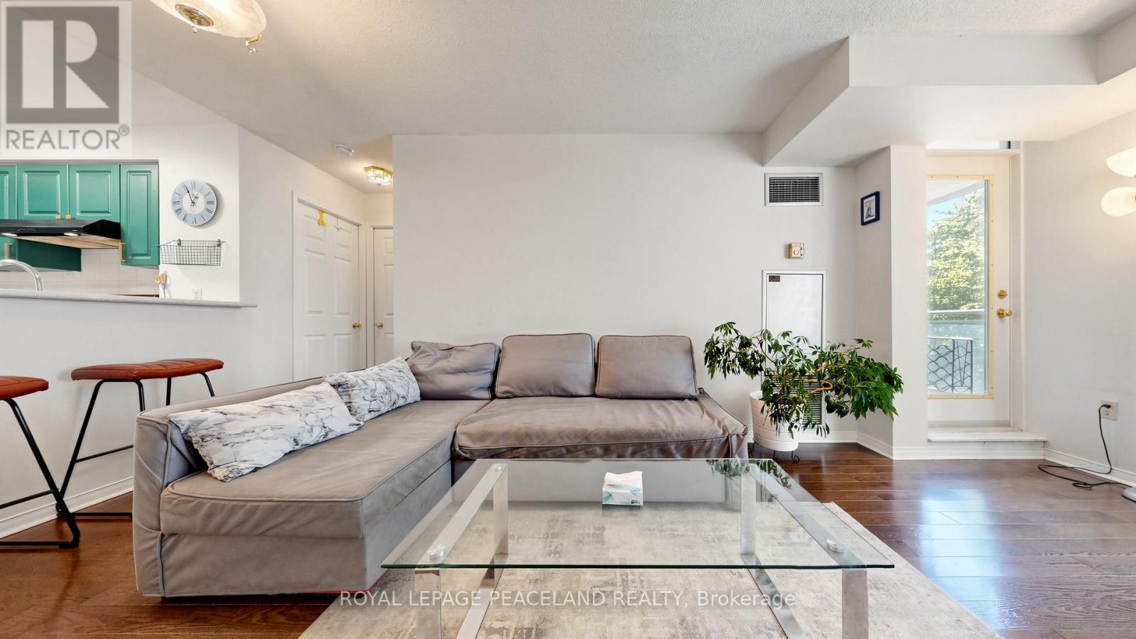 409 - 18 Pemberton Avenue, Toronto, Ontario  M2M 1Y1 - Photo 3 - C13314794