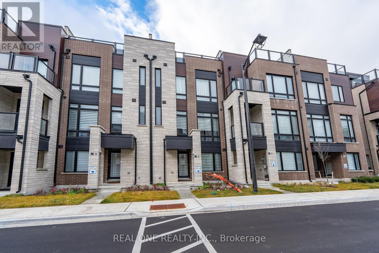 28 CREDIT LANE, Richmond Hill, Ontario