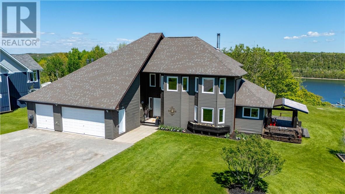 36 Fraser Street, Gore Bay, Ontario