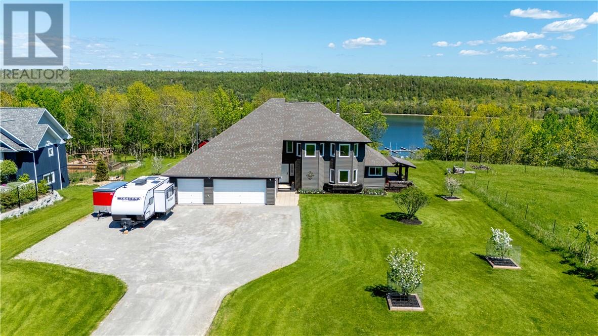 36 Fraser Street, Gore Bay, Ontario  P0P 1H0 - Photo 4 - 2126885