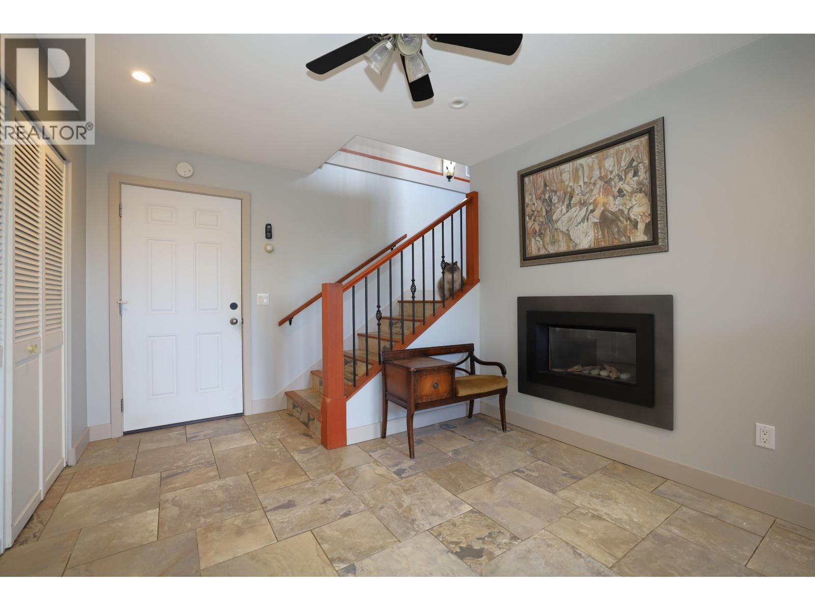 5439 Mason Road, Sechelt, British Columbia  V0N 3A8 - Photo 11 - R3133054