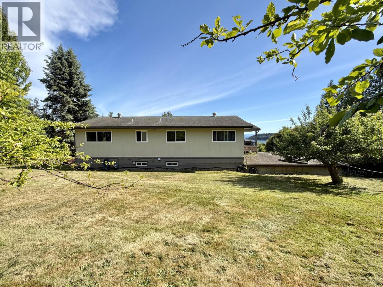 5439 Mason Road, Sechelt, British Columbia  V0N 3A8 - Photo 7 - R3133054