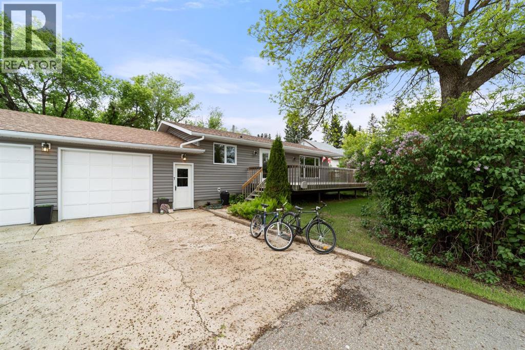 7 2 Avenue, rosalind, Alberta