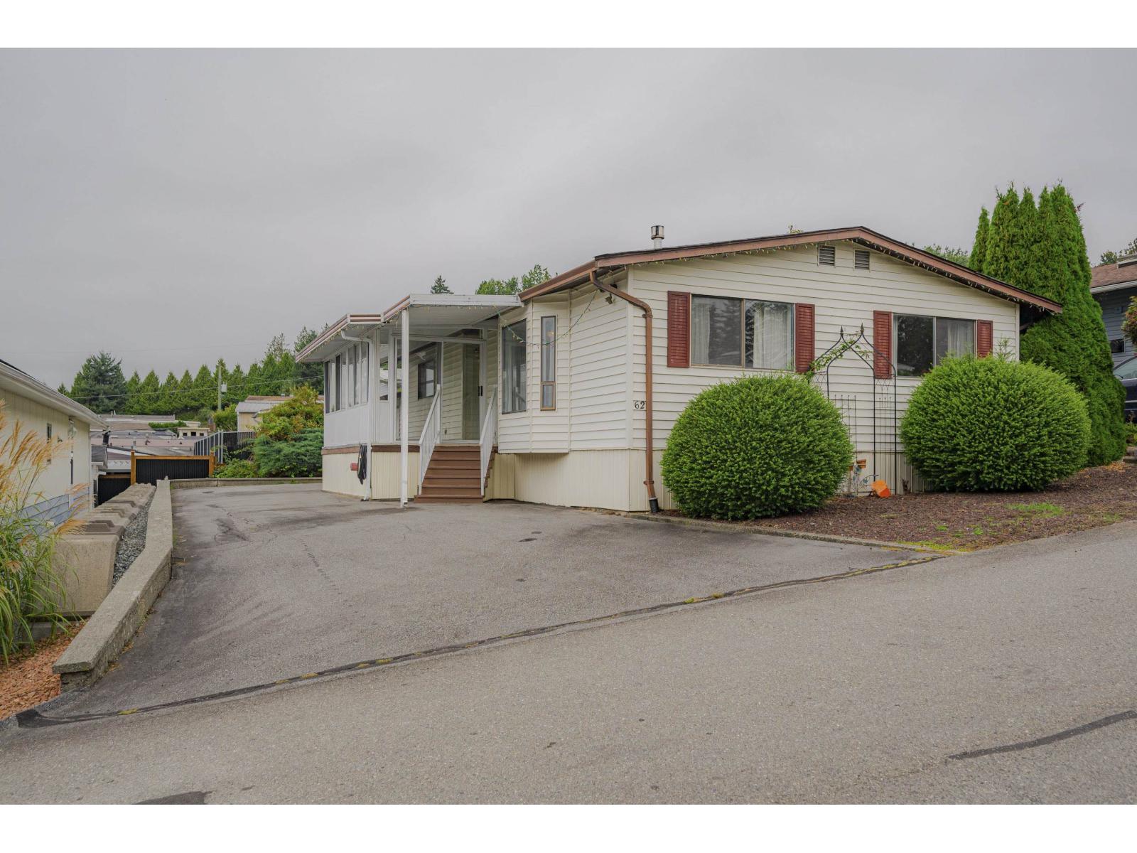 62 27111 0 Avenue, Langley, British Columbia  V4W 2T1 - Photo 2 - R3132122