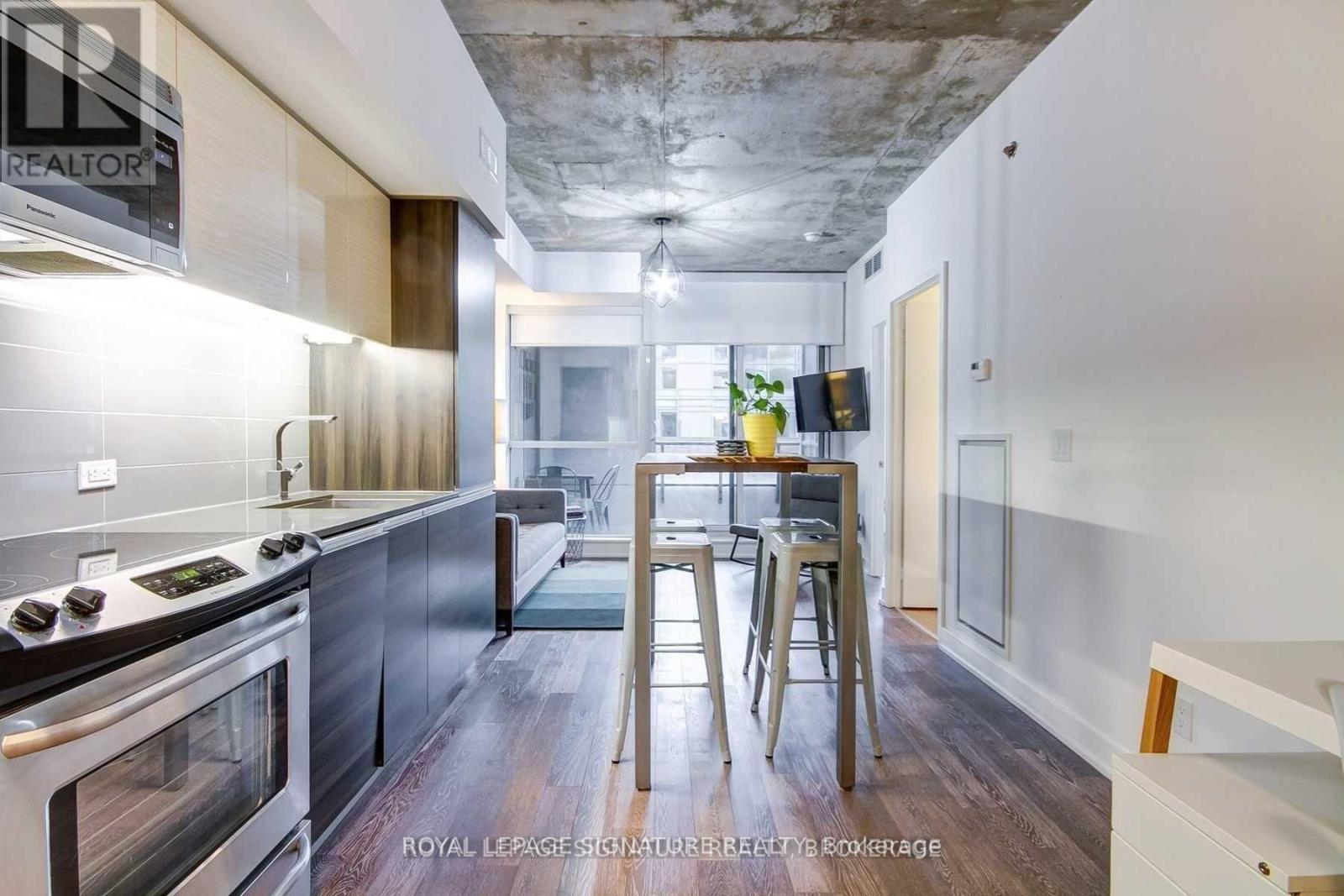 704 - 20 Minowan Miikan Lane, Toronto, Ontario  M6J 0E5 - Photo 3 - C13328332