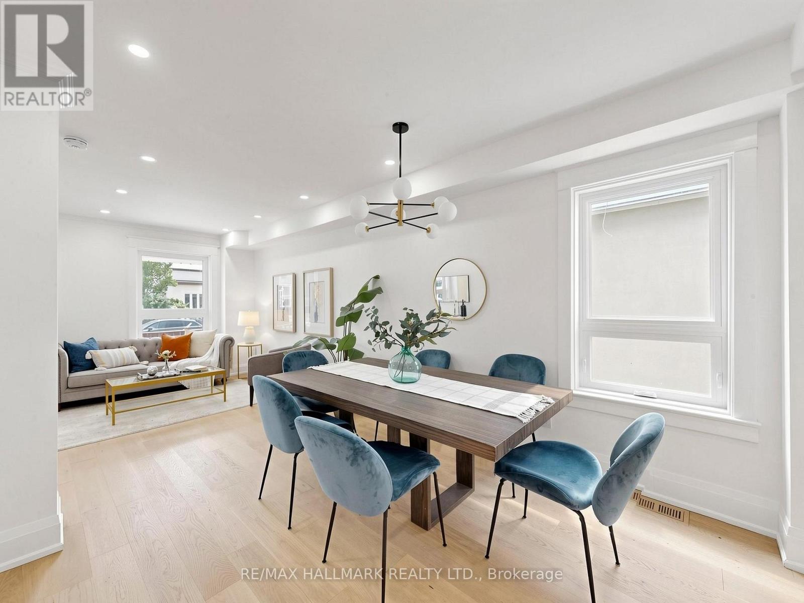 44 Queensdale Avenue, Toronto, Ontario  M4J 1X9 - Photo 3 - E13322284