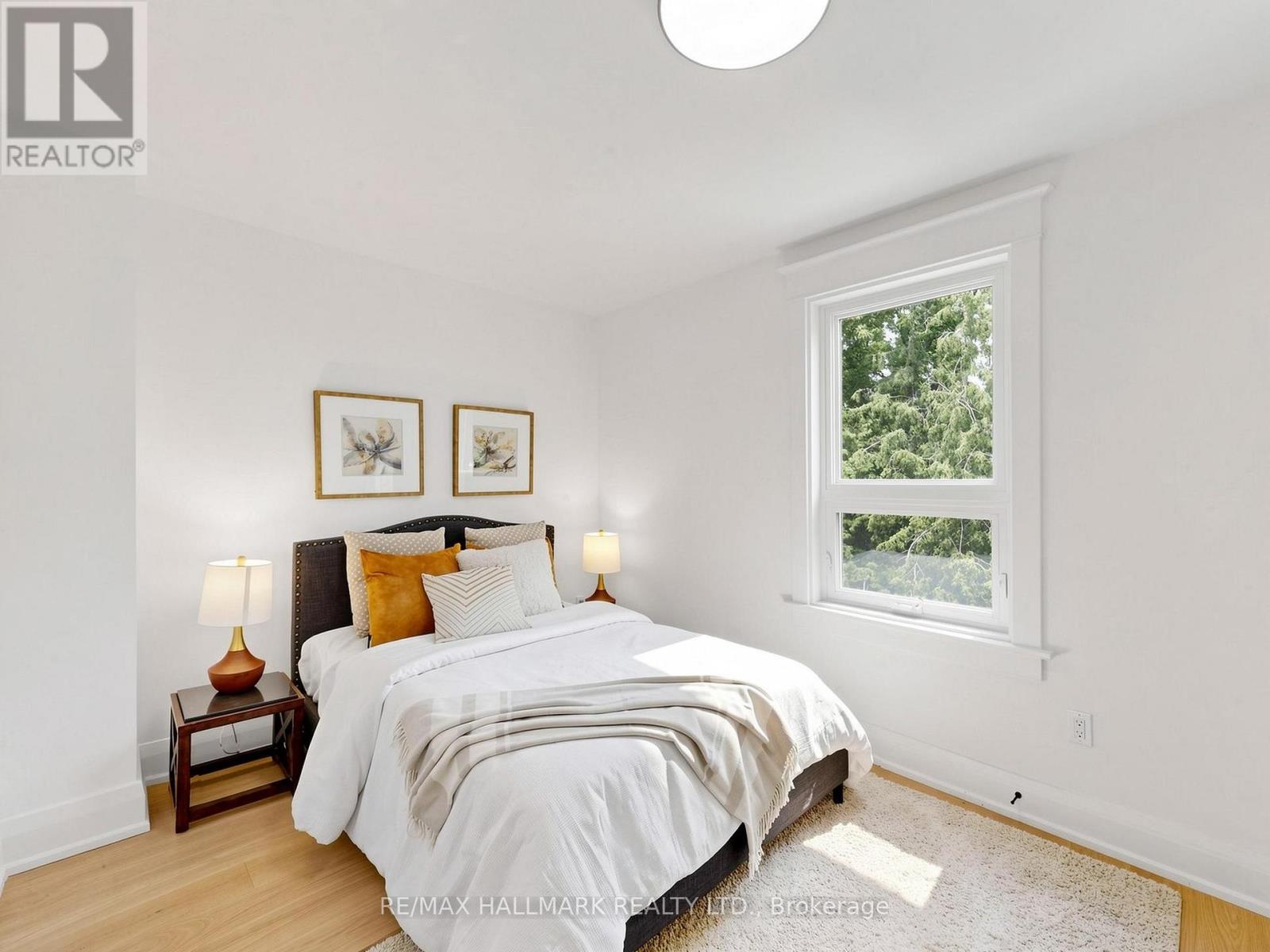 44 Queensdale Avenue, Toronto, Ontario  M4J 1X9 - Photo 9 - E13322284