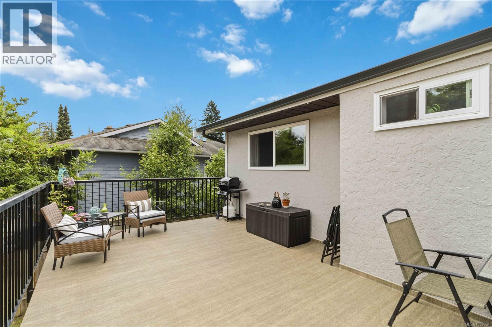 584 Stornoway Dr, Colwood, British Columbia  V9C 3J8 - Photo 41 - 1039084