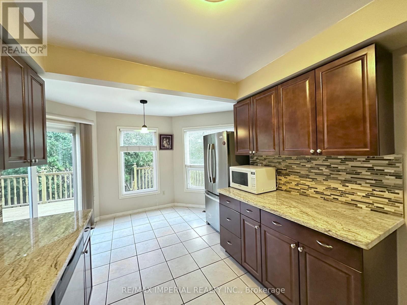3058 Dalehurst Drive, Mississauga, Ontario  L5B 3C1 - Photo 11 - W13321476