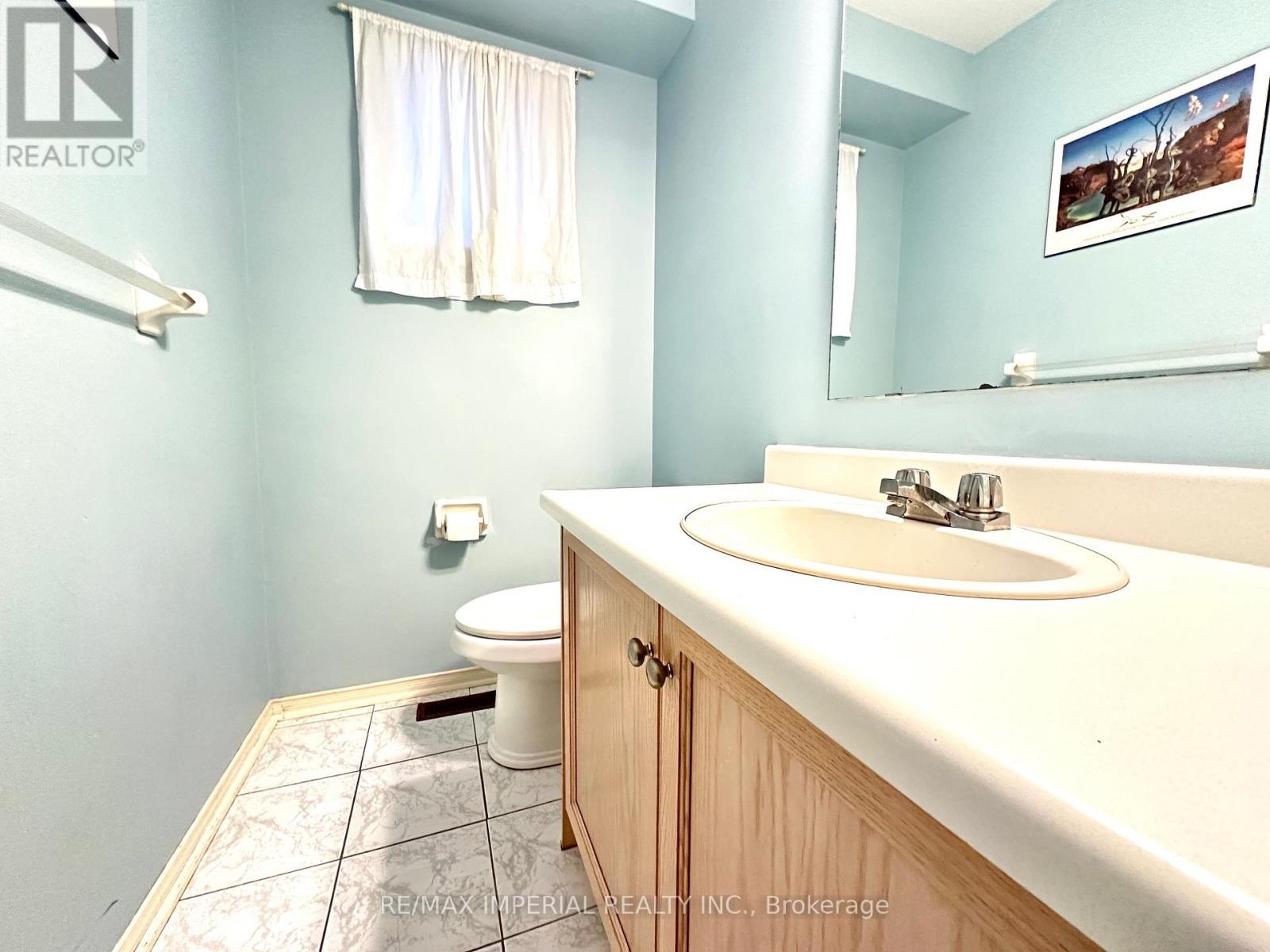 3058 Dalehurst Drive, Mississauga, Ontario  L5B 3C1 - Photo 15 - W13321476