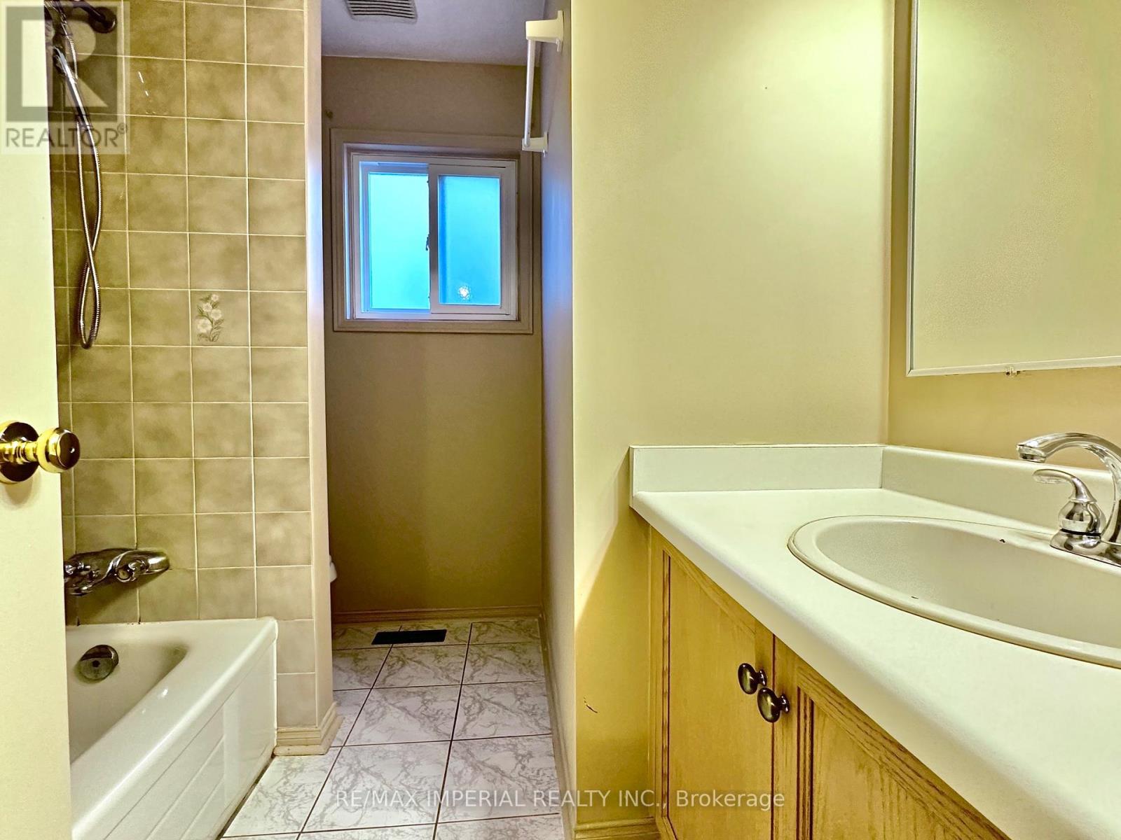 3058 Dalehurst Drive, Mississauga, Ontario  L5B 3C1 - Photo 31 - W13321476