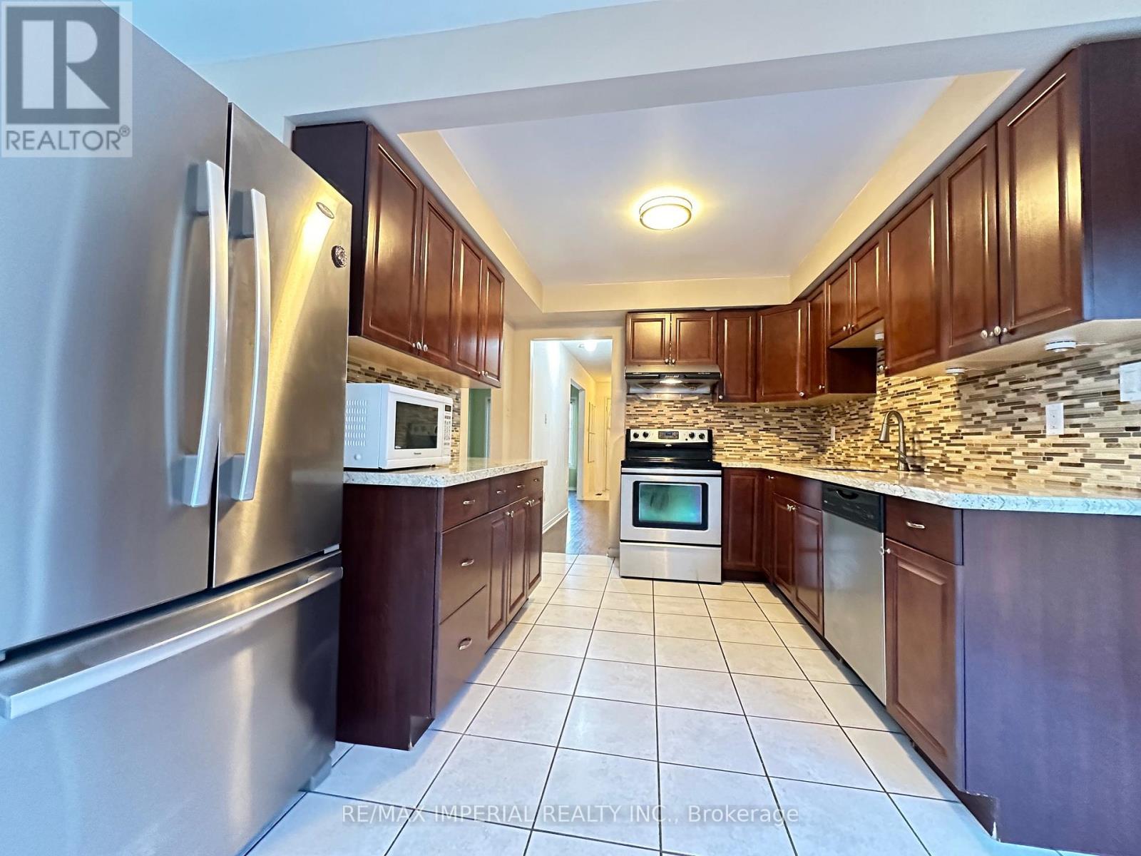 3058 Dalehurst Drive, Mississauga, Ontario  L5B 3C1 - Photo 9 - W13321476