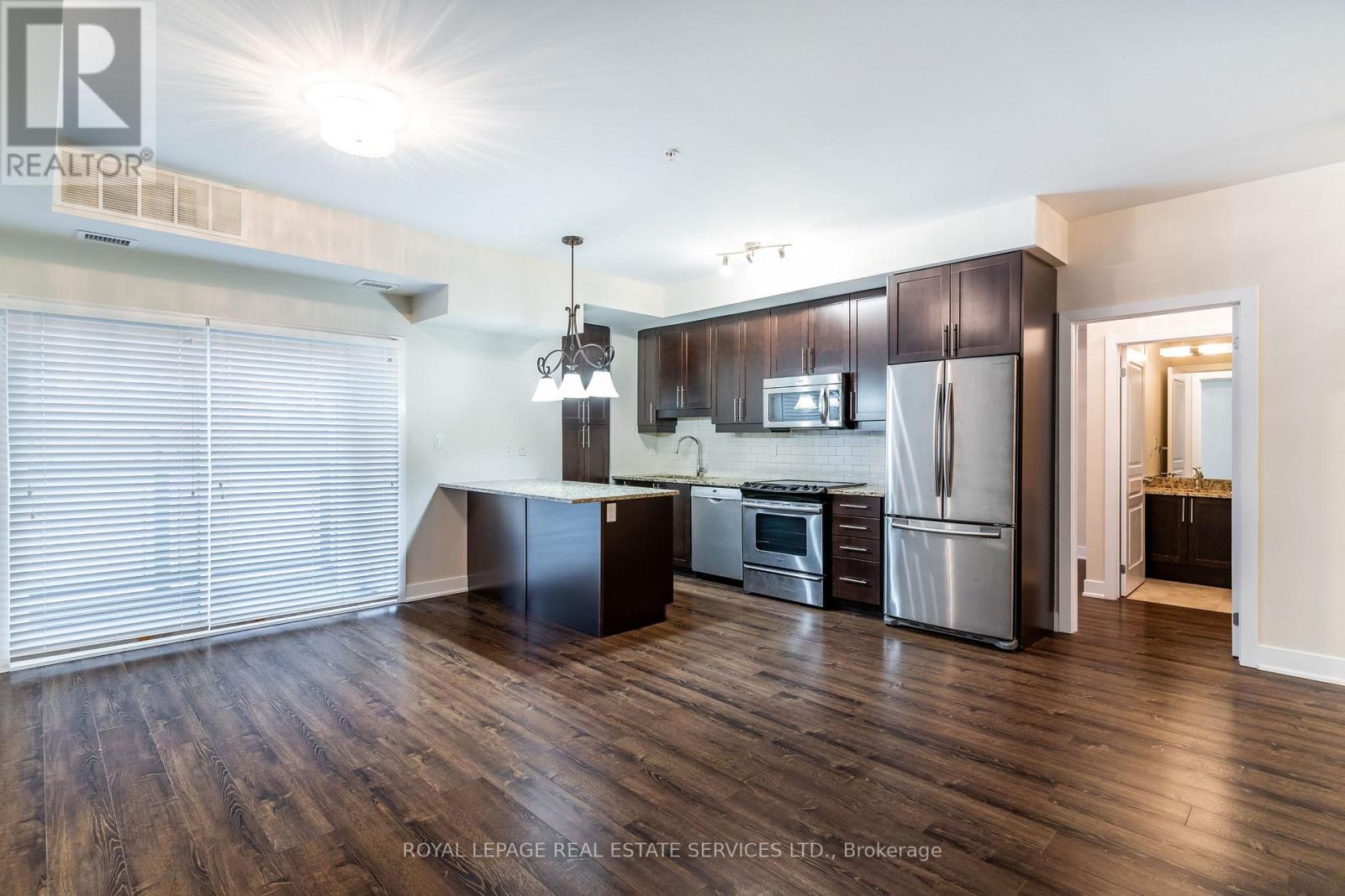 112 - 128 Garden Drive, Oakville, Ontario  L6K 2W5 - Photo 4 - W13326642