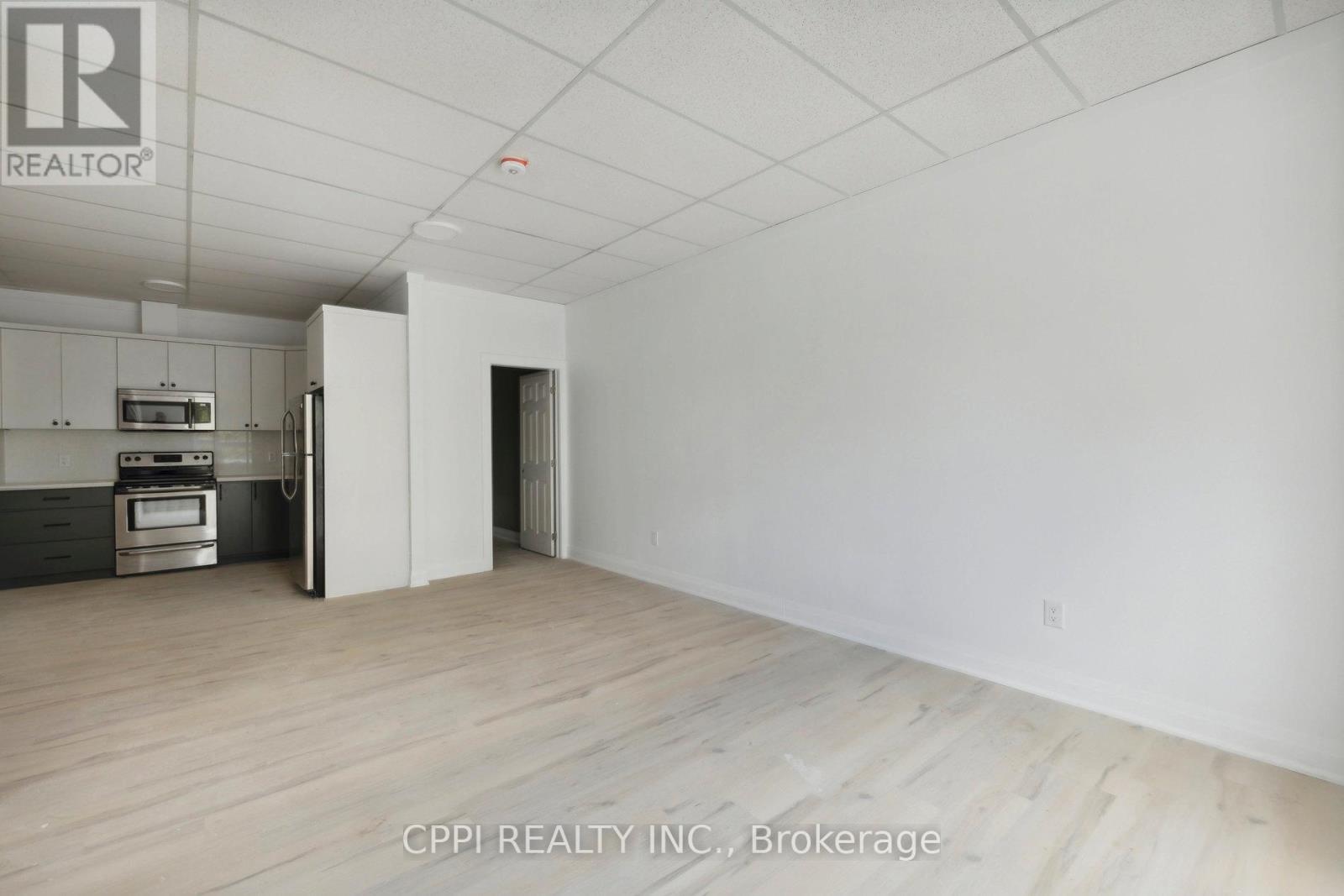 208 - 255 Emerick Avenue, Fort Erie, Ontario  L2A 2W4 - Photo 3 - X13326502