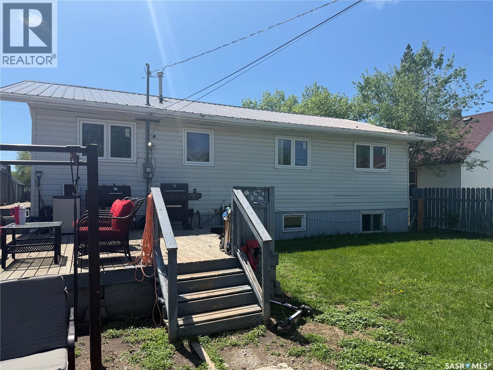 625 4th Street, Estevan, Saskatchewan  S4A 0V4 - Photo 27 - SK038393