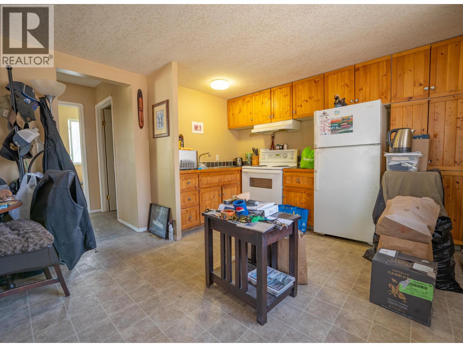 8966 95a Highway, Kimberley, British Columbia  V1A 3N1 - Photo 4 - 10390370