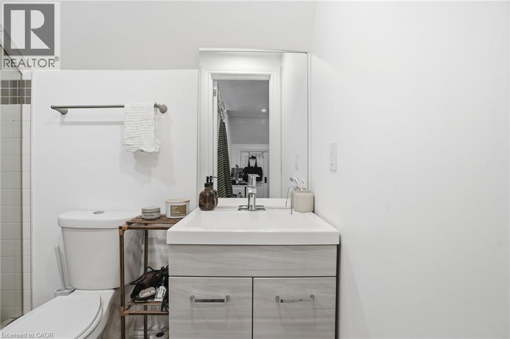 137 Sherman Avenue S Unit# 3, Hamilton, Ontario  L8M 2R1 - Photo 24 - 40837399