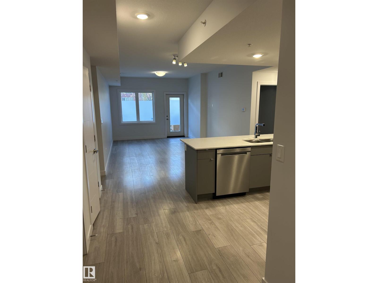#103 8510 90 St NW, Edmonton, Alberta  T6C 3L5 - Photo 3 - E4473123