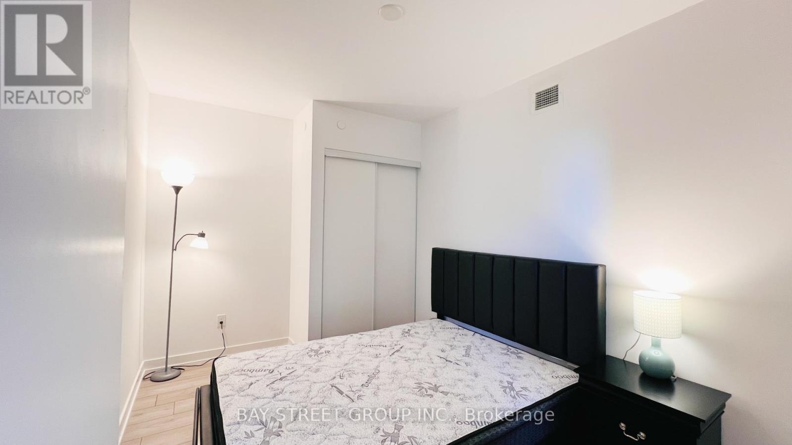 312 - 8 Tippett Road, Toronto, Ontario  M3H 0E7 - Photo 8 - C13141426