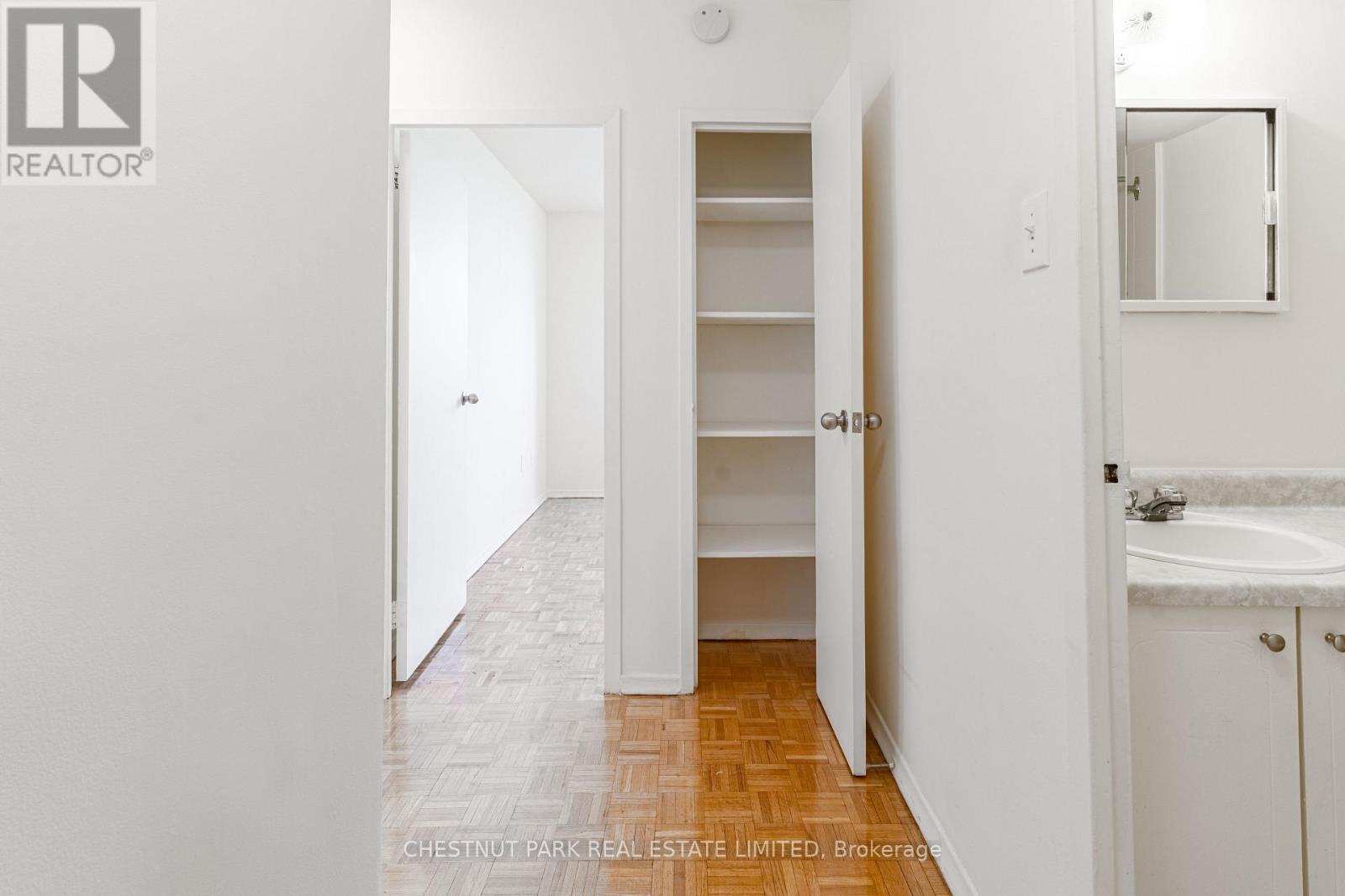 1507 - 40 Goldstone Road Street, Toronto, Ontario  M2J 3C7 - Photo 4 - C13249940
