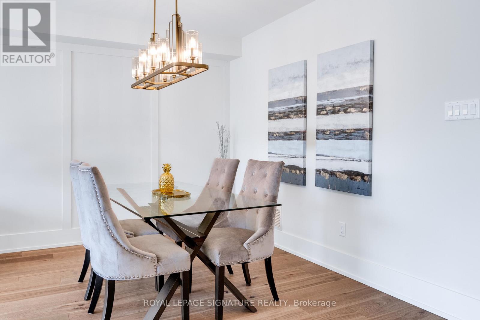 62 Ash Crescent, Toronto, Ontario  M8W 1E6 - Photo 7 - W13328556