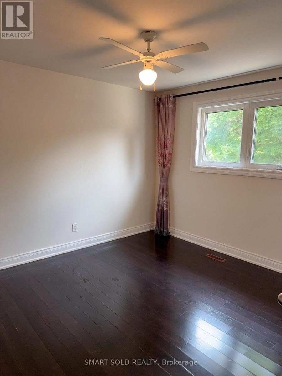 1 Hammond Drive, Aurora, Ontario  L4G 2T8 - Photo 10 - N13331620