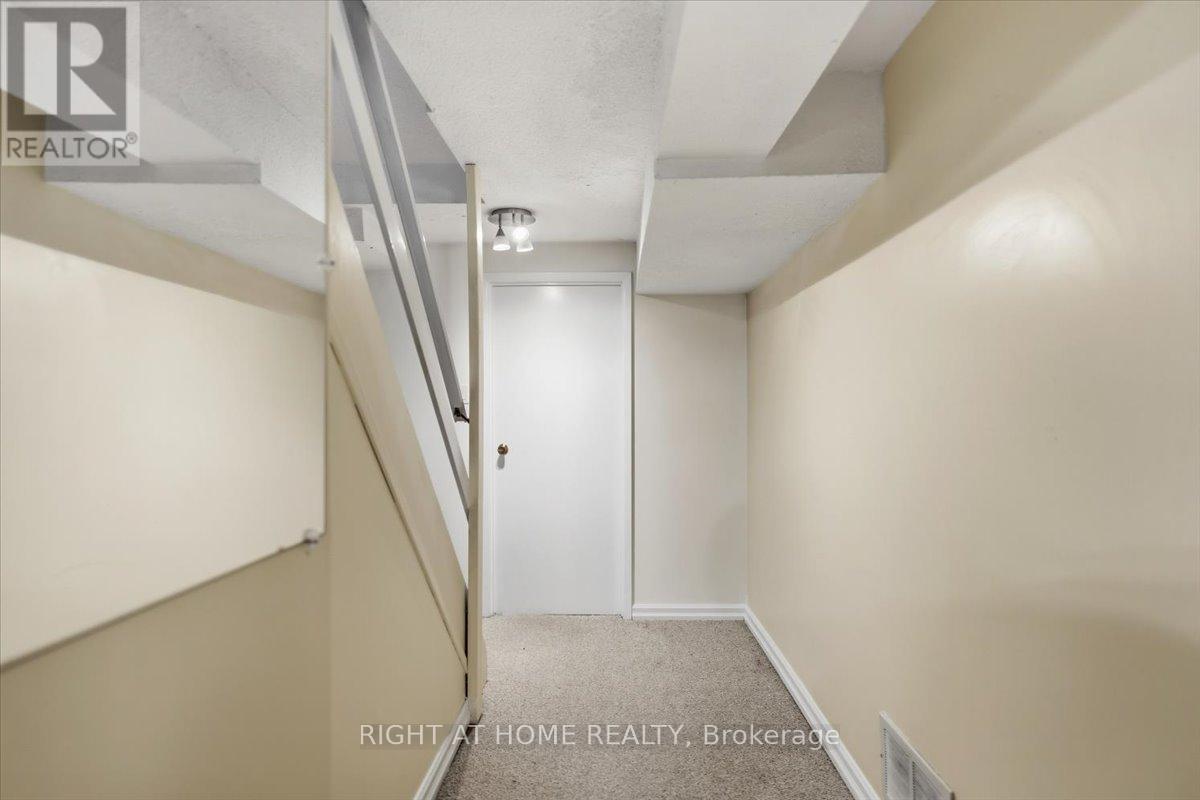 38 - 2301 Cavendish Drive, Burlington, Ontario  L7P 3M3 - Photo 35 - W13331618