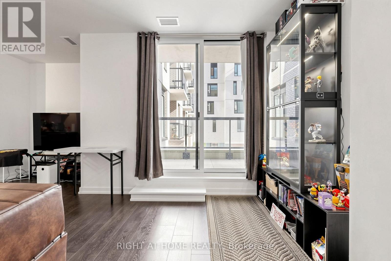 301 - 3100 Keele Street, Toronto, Ontario  M3M 0E1 - Photo 12 - W13332536