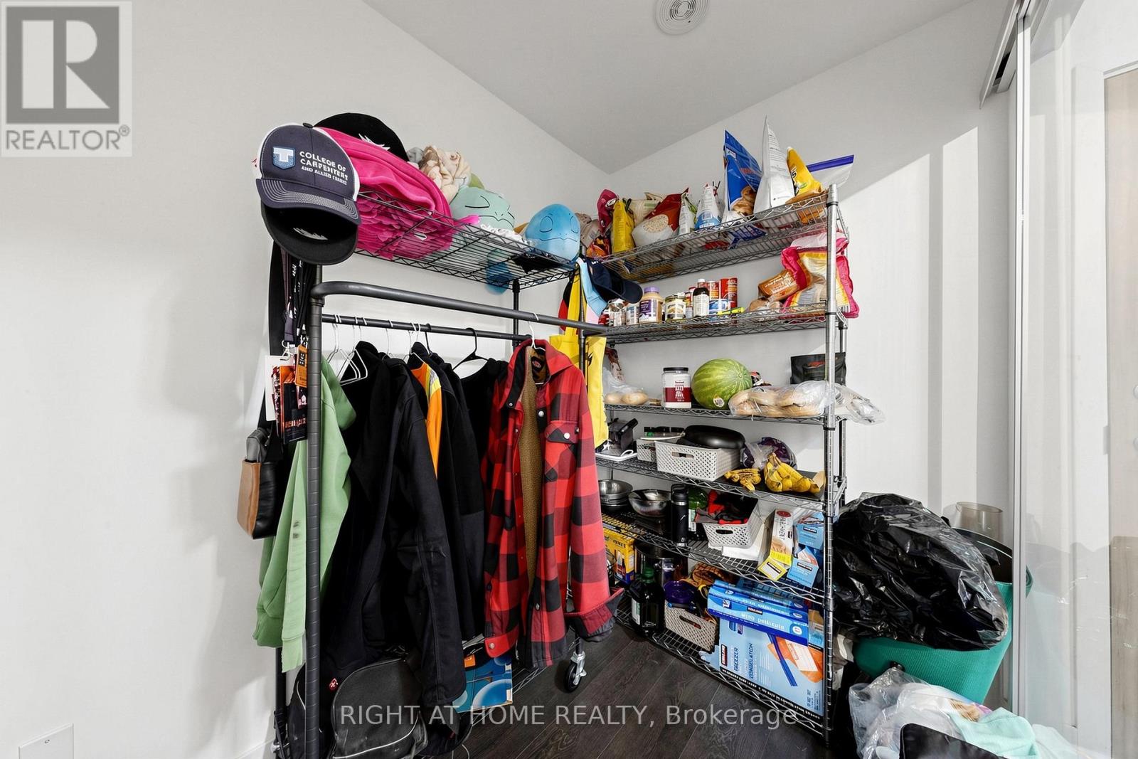 301 - 3100 Keele Street, Toronto, Ontario  M3M 0E1 - Photo 28 - W13332536